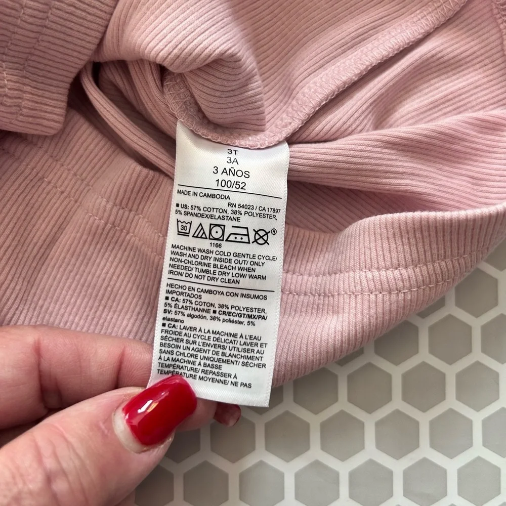 NWT Old Navy Light Pink Ribbed Henley Kids Pajama Set Size 3T